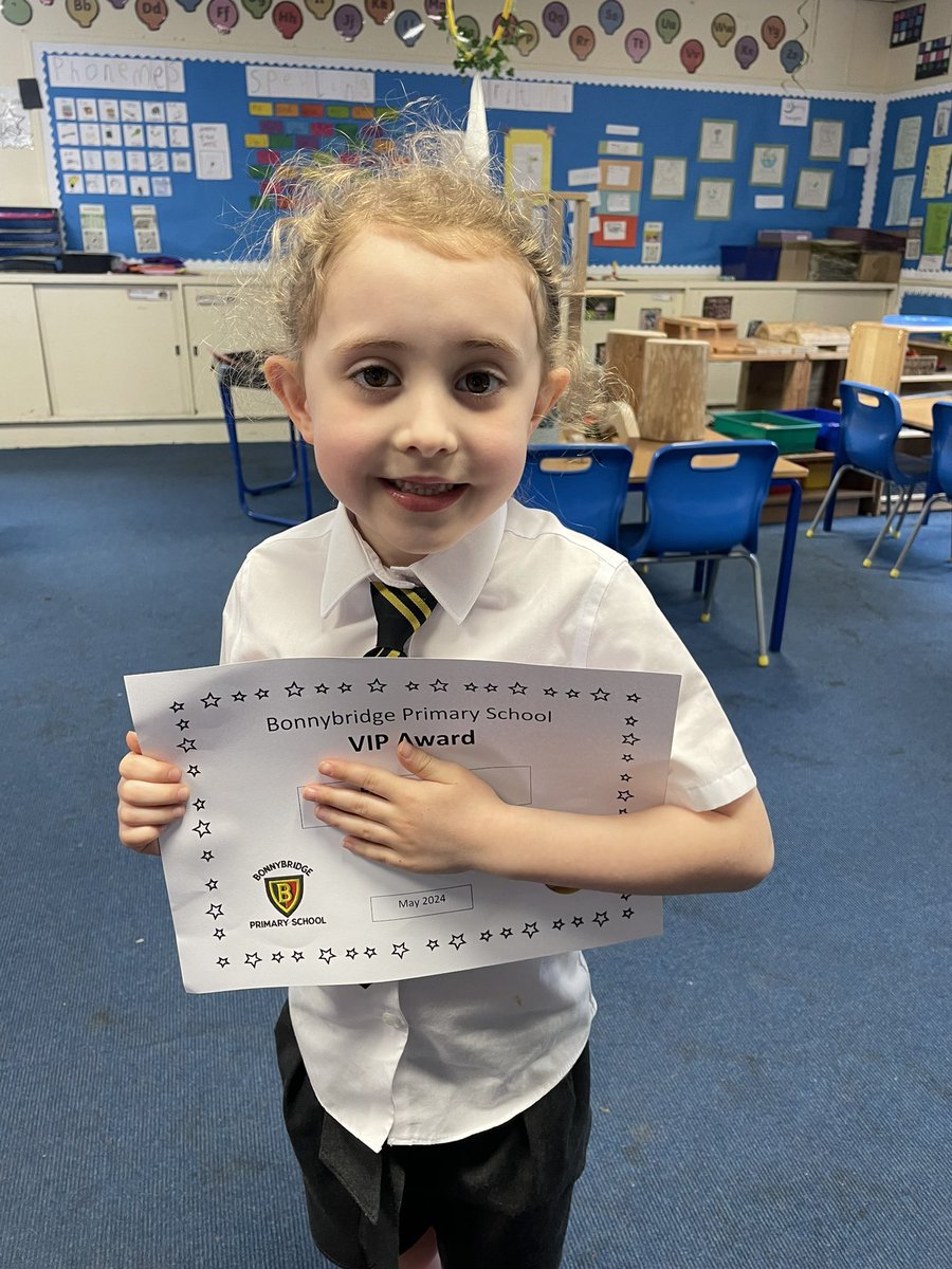 BPSMrsCowie's tweet photo. A huge congratulations to our wonderful VIP’s from P2H! Well done girls! You have worked so hard! Keep shining brightly! ⭐️🍎 @BPSMsMacCallum @BonnybridgePS https://t.co/NSLWINSa9F
