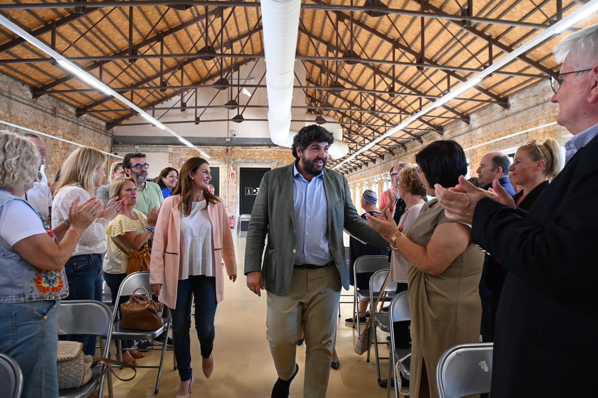 ➡️@LopezMirasF: “La mejor medida de integración social es la creación de empleo estable” ➡️El 70% del presupuesto de la Comunidad va destinado a ayudar a personas en situación de vulnerabilidad, a través de las entidades del Tercer Sector 🔗cutt.ly/reyXiMBe