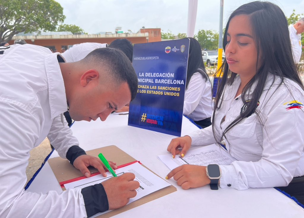 Desde la Redip Oriental rechazamos todas las acciones impuestas por Joe Biden, para tratar de desestabilizar la tranquilidad de nuestra nación. Somos un pueblo libre y soberano, dispuestos a defender nuestra paz.

#Cicpc #PorLaPazDerogaYa #BidenDerogaElDecretoYa