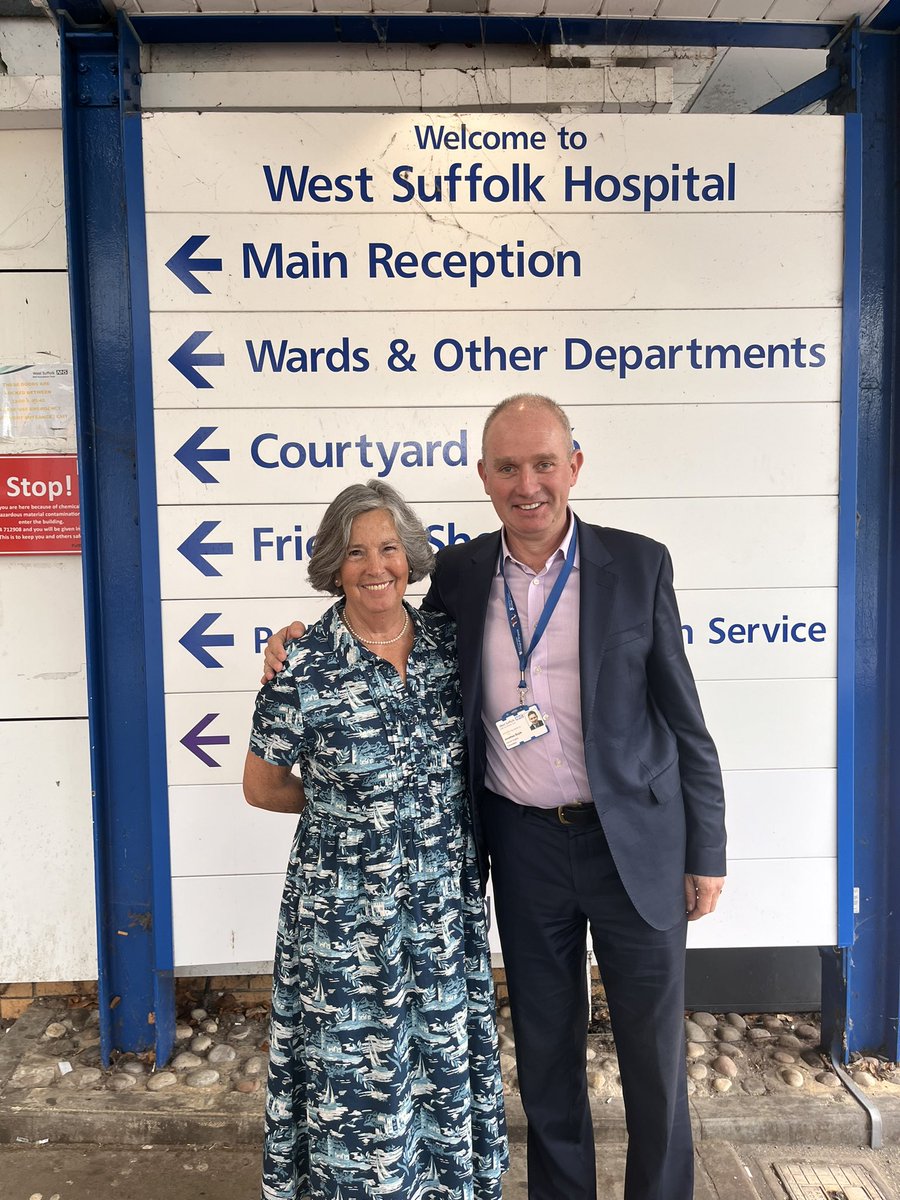 A real privilege to welcome Prof Ellie Lindsay OBE @LindsayLegClub to @WestSuffolkNHS and show her a great #vascular service at the non-arterial site (diagnostics, endovenous, angioplasty, inpatient consults, clinics) with excellent VSN support @vascularnurses @VSGBI @VAPPG