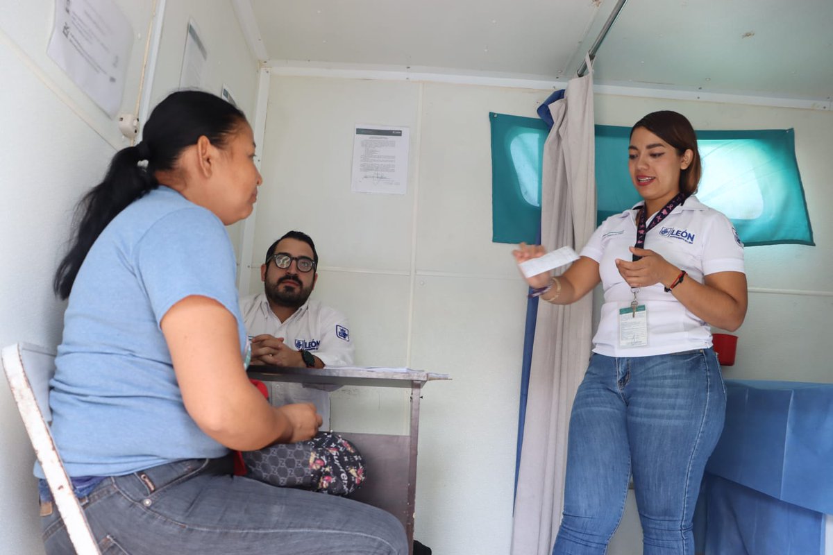 leon_dsocial's tweet photo. Asiste a la 'Feria de Servicios de Salud' que el Instituto Municipal de las Mujeres y Salud trae para ti, en la conmemoración del 'Día Internacional de Acción por la Salud de las Mujeres'. 

Estaremos HOY hasta las 2:00 p.m., en la Plaza de la Ciudadanía "Efraín Huerta". https://t.co/u1mszWkEKH