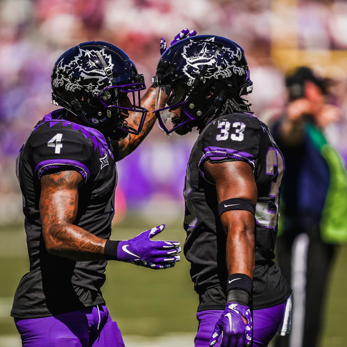 I’ll be at TCU this Saturday June 1st for the first session at 10AM! @TCUFootball @coachjsam @CoachJ_O @CoachC_Osunde @SWiltfong_ @CKennedy247 @adamgorney @Jason_Howell @MikeRoach247 @BenjaminGolan @JScruggs247 @MrJDavis96 @bowievolfb