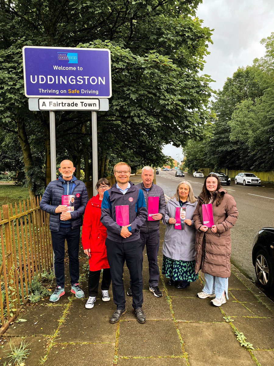 Uddingston tonight which joins the Rutherglen constituency after the changed boundaries for this election. Lots of people switching from SNP to Labour and frustrated with the decline in our public services. They want change.