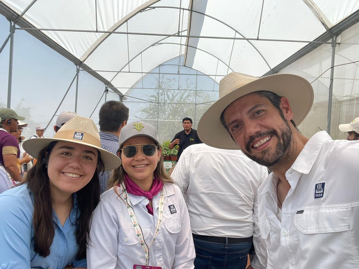 YaraLatam's tweet photo. La semana pasada, en el @Bonsucro Global Week, compartimos con los actores claves del sector de caña de azúcar la producción sostenible del cultivo con nuestra solución PuraCaña by Yara. 🍃¡Una semana compartiendo experiencias entre varios países de la región! 💚🌍

#BonsucroWeek https://t.co/YVGO8eXwFY
