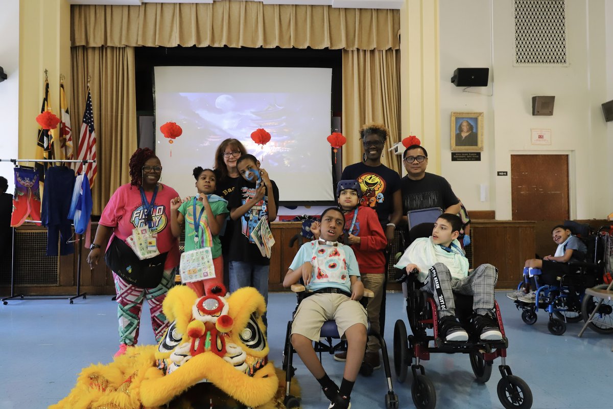 Baer students enjoyed a lively performance, celebrating China, learning about arts and culture for AAPI month!

#BaerStrong #BCPSS @BaltCitySchools #AAPImonth
@SwintonBuck