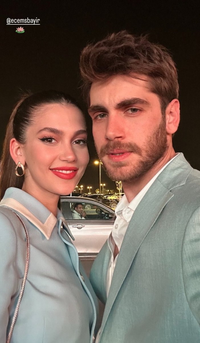 Ecem Sena Bayır & Emre Bey'den partner selfie'si 💥

#OrNil #KuruluşOsman