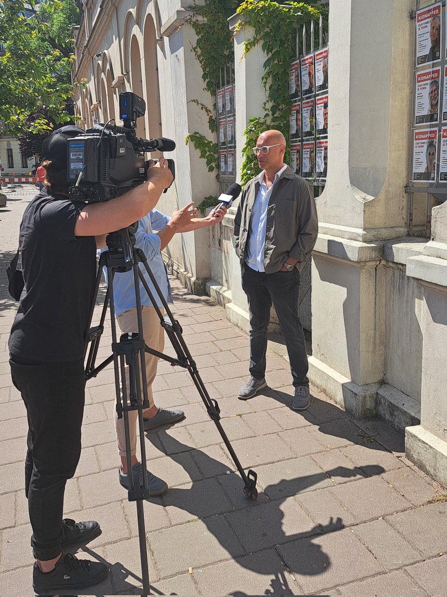 Students supporting Palestine?  Ok, but certain things are simple.

"This situation is v. painful for us. Our brothers &amp; sisters are being held hostage by Hamas in Gaza. This war's caused the death of a lot of people on both sides"-says our CEO J.Ornstein:
krakow.tvp.pl