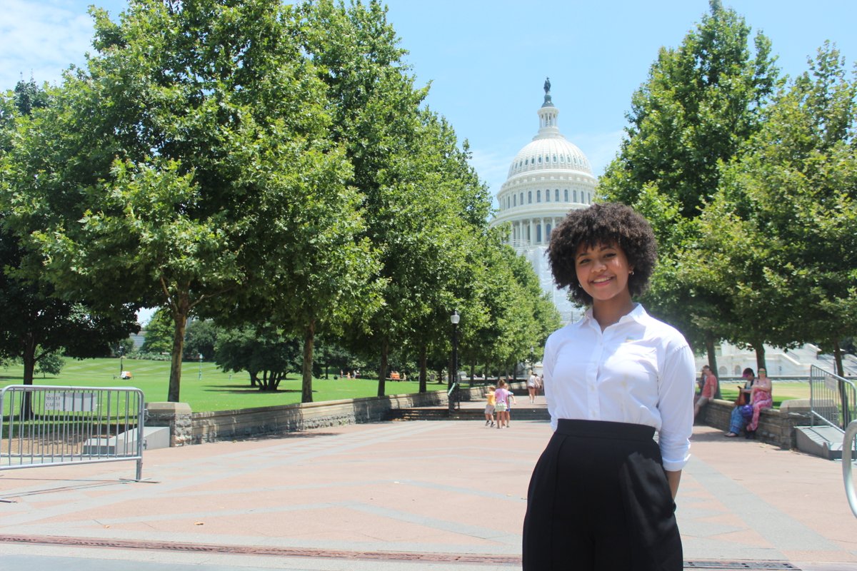 The countdown has begun. Will you take the Afterschool For All Challenge?

On June 10 & 11, afterschool advocates will raise their voices to remind Congress that #AfterschoolWorks for our nation's young people, families, & communities. Can we count you in? 3to6.co/challenge