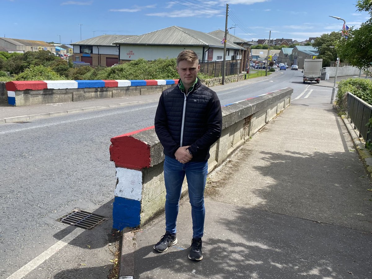 Last weekend the bridge on the Rooney Road heading towards the Harbour, was painted red white and blue.

This was incredibly disappointing that people would try to demarcate an area of Kilkeel that is frequently used by all sides of the Community.

The footpath down past the