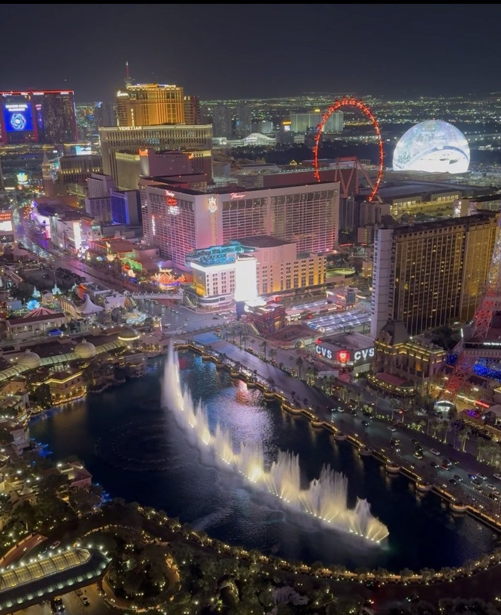simpli_fi's tweet image. Reflecting on an amazing week at AdExchanger&apos;s Programmatic IO in Las Vegas! It was fantastic connecting with both new and familiar faces. We also had a blast enjoying dinner and a show with some of our incredible partners. 

#PROGIO #ProgrammaticIO #Programmatic