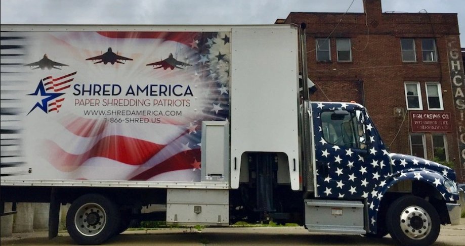 ShredAmerica1's tweet photo. Looking for a reliable, efficient, and cost-effective shredding company? Look no further than Shred America! Our on-site paper shredding offers top-notch security, convenience, and affordability. Trust the experts - choose Shred America! ✔️ https://t.co/POPTUVQ49H
