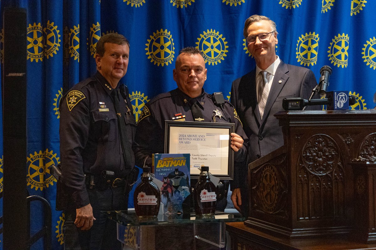 Celebrating one of our <a href="/MCSOCOMM_ENGAGE/">Monroe County Sheriffs Office Community Engagement</a>  deputies who saw a need and filled it! Deputy Todd Thurston is the recipient of this year's <a href="/RochesterRotary/">Rochester Rotary, NY</a> Law Day "Above and Beyond Service Award." Deputy Thurston initiated the Pine Games in <a href="/TPerinton/">Town of Perinton</a> for children and adolescents to