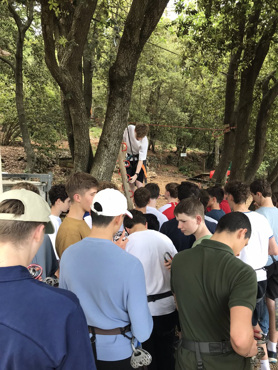 UCSModLangs's tweet image. Safely back in Antibes from the accrobranche activity this morning in a spectacular location!