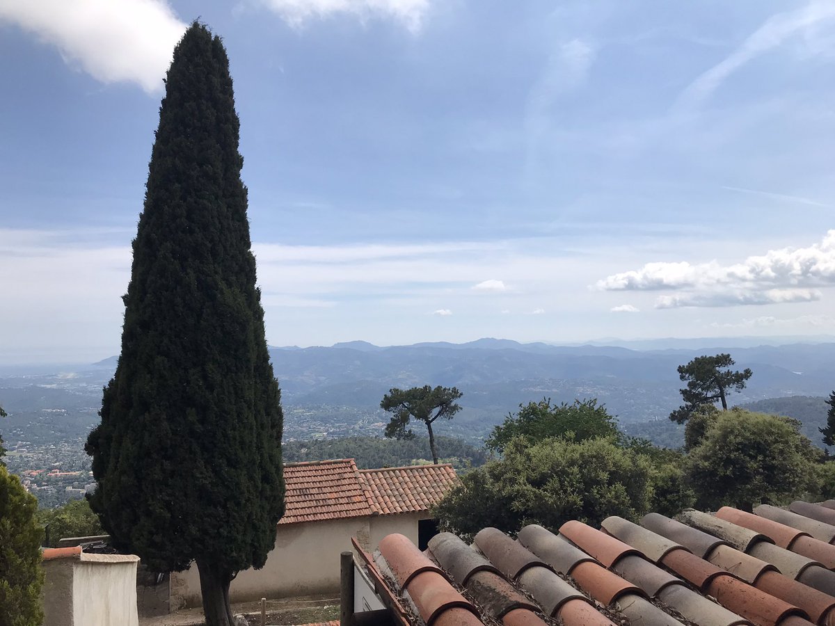 UCSModLangs's tweet image. Safely back in Antibes from the accrobranche activity this morning in a spectacular location!