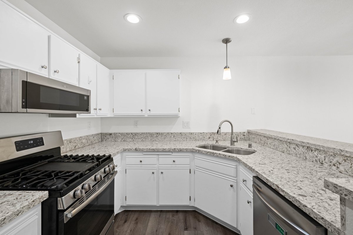 kirkhawkins's tweet photo. 🚨#KirkAlert: New Listing! 
📍 781 Via Colinas, Westlake Village
🏡 3 Bedrooms, 3Baths
💵 $799,000
#WorkWithKirk #ARealEstateAgentYouCanLove

Always accepting new clients! In all price points! Let me know if you have any family, friends or coworkers who are looking to make a move https://t.co/iYf6AUht6C