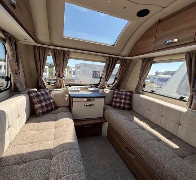 Reduced 👀👀🫣 BARGAIN !!!!!!!
For sale £16,995 , Swift Major 6, 2019 model,excellent con, motor mover included, extras also included in sale, vango awning 3.6 mtr and Annex, water and waste accessories etc, wheel lock, hand break lock , yearly 1yr service expires 12/10/2024