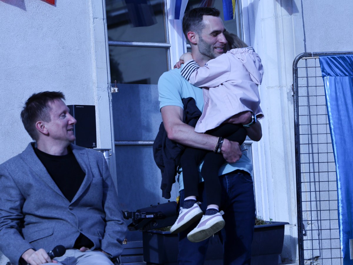 𝐋𝐀𝐘-𝐒𝐀𝐈𝐍𝐓-𝐂𝐇𝐑𝐈𝐒𝐓𝐎𝐏𝐇𝐄 tweet media