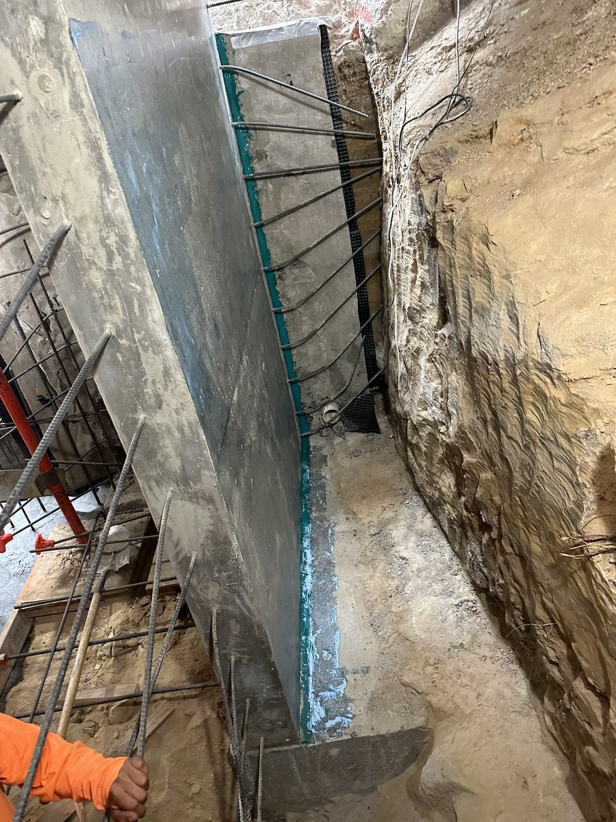 In the process of waterproofing our new basement retaining wall.  #basement #waterproofing #shoring #footing #progress #residential #trending #foundation #hillside #structuralsteel #build #retaining #wall #constructionsite #rcw #rcwcrew👷 #losangelescalifornia