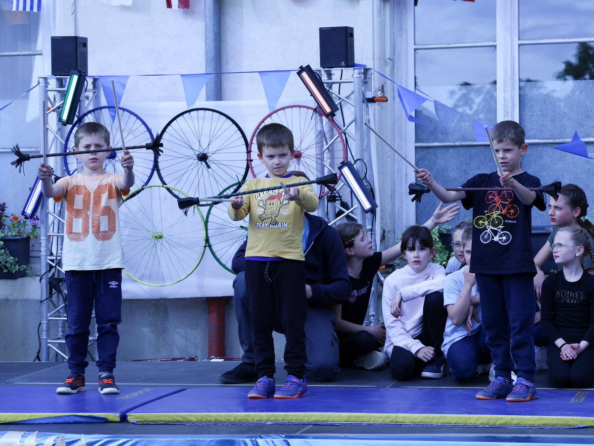 𝐋𝐀𝐘-𝐒𝐀𝐈𝐍𝐓-𝐂𝐇𝐑𝐈𝐒𝐓𝐎𝐏𝐇𝐄 tweet media