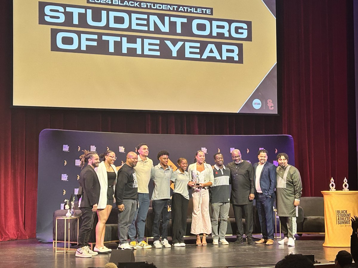 🏆 Buckeyes brought some hardware 🏡 from the #BSASummit! @RASbucks and SHEROS received this year's 2024 Black Student-Athlete Summit Organizations of the Year award👏 🏆 Congratulations to all of the student-athletes involved of these tremendous student organizations ‼️