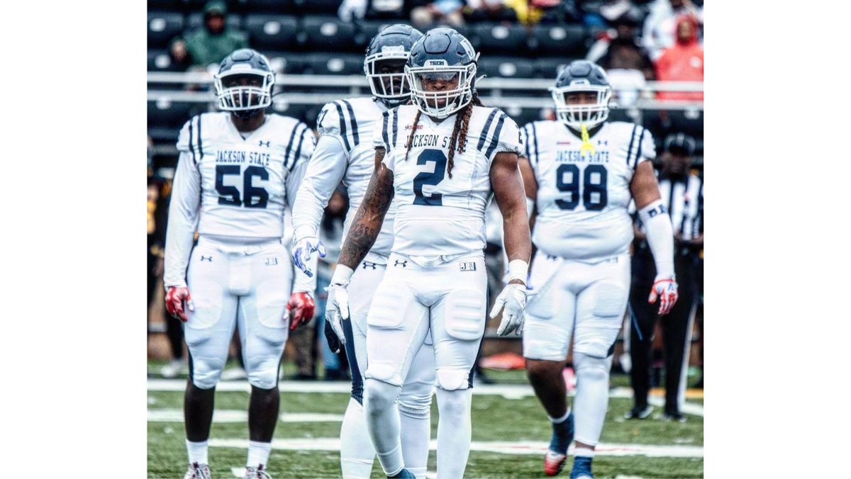 Blessed to receive an d1 offer from Jackson state university!!❤️💙@Coach_HugginsII @coachkou @CoachGibbs_ @JUCOFFrenzy @CoachEdney