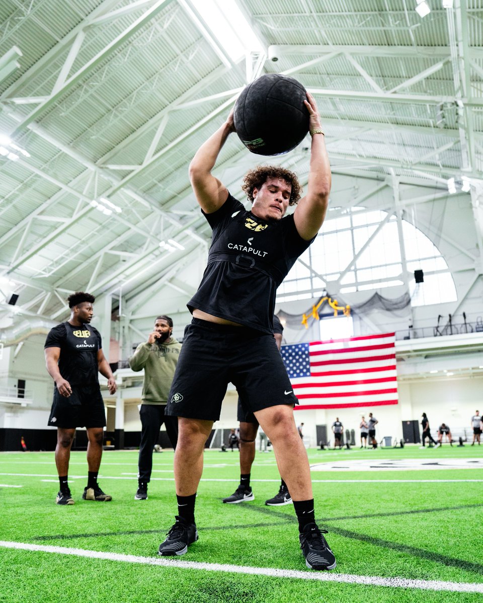 CUBuffsFootball's tweet photo. Buffs back at work ⚠️

#GoBuffs https://t.co/qQoZNs4miv
