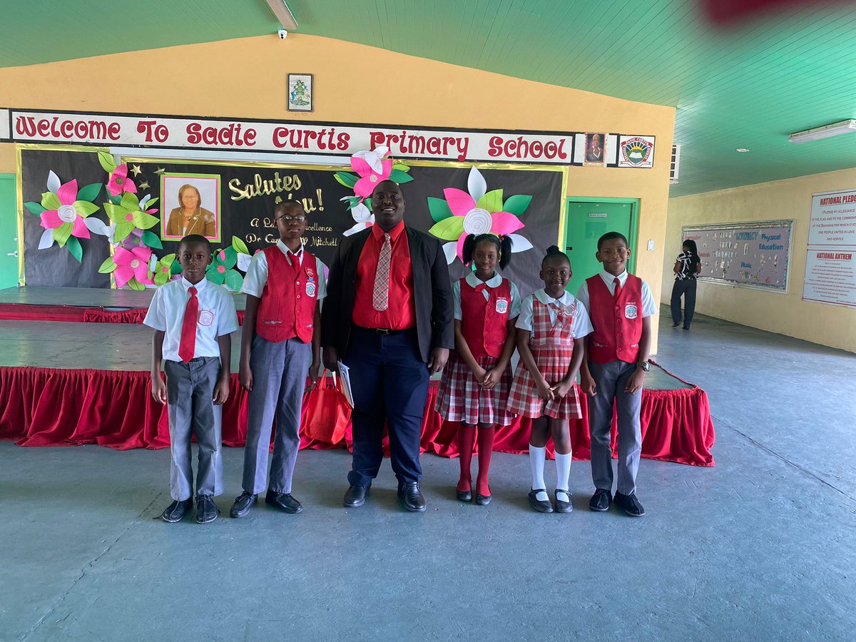 The Domestic Violence Unit, represented by Pc 4582 Gustave, addressed bullying and conflict resolution at Sadie Curtis Primary School. #DomesticViolenceAwareness #BullyingPrevention #ConflictResolution