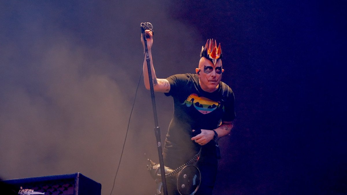 TOOL effing TOOL tweet media