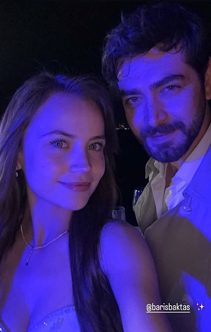 bugün max verimi aldık maşallah size yavrularım 🪬✨

#YağmurYüksel ~ #BarışBaktaş