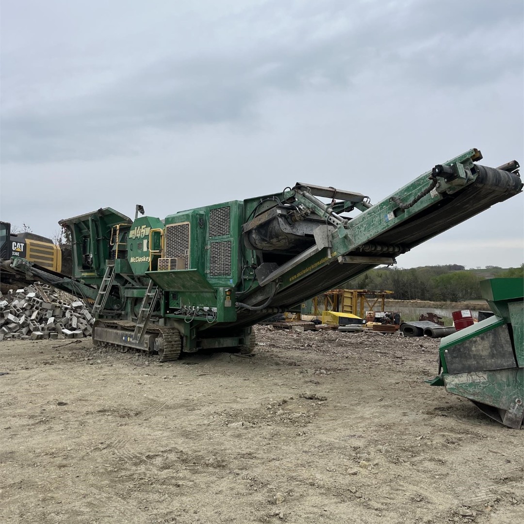 Don’t miss out on the 2016 MCCLOSKEY J45 available in tomorrow’s auction! 🔥

Sale ends at 10:59AM (CST) 📅 

BID NOW: ow.ly/orzi50RU2fB

#ConstructionAuction #ConstructionEquipment #UsedConstructionEquipment #CrusherAggregateEquipment