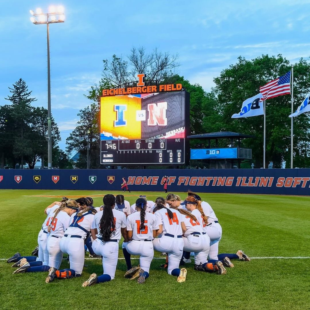 Sydney Malott (@malott_sydney) on Twitter photo God blessed me with the opportunity to be apart of Illinois softball and I will forever be grateful. After a lot of consideration, I have decided to enter the transfer portal with 2 years of eligibility remaining. I am excited to see what the future holds!
<a href="/SoftballPortal/">Softball Portal</a> God blessed me with the opportunity to be apart of Illinois softball and I will forever be grateful. After a lot of consideration, I have decided to enter the transfer portal with 2 years of eligibility remaining. I am excited to see what the future holds!
<a href="/SoftballPortal/">Softball Portal</a>