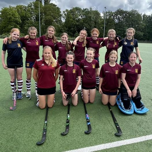 Training Day!
The U13 Eagles have a training session this morning at the fabulous @hdmhockey
And a huge thanks to <a href="/GbhLaw/">GBHLaw</a> in Godalming for its support this year. We really appreciate it