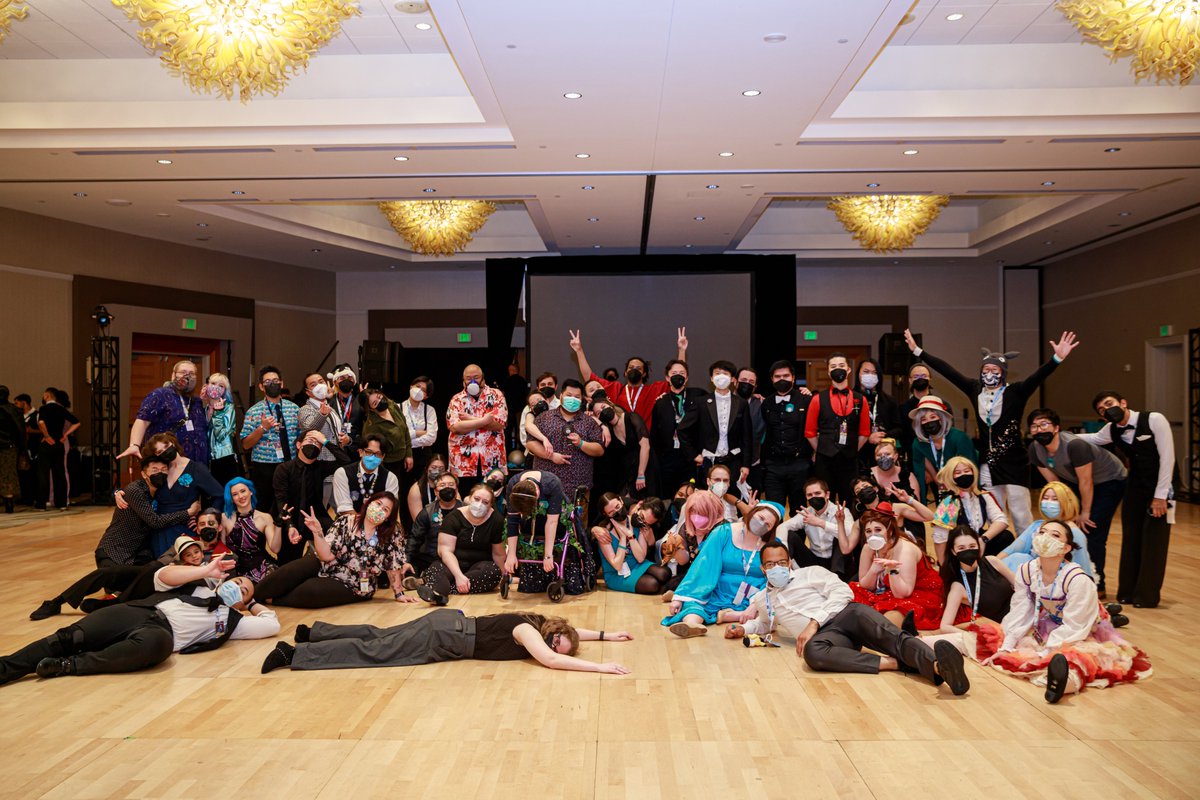 FanimeConBWBall's tweet image. Our hardworking staff on Sunday night...

6pm, before the Ball: 😃
Midnight, after the Ball: 🤪

Thank YOU for dancing the night away with The Black &amp;amp; White Ball! Over the next few weeks, we'll be sharing more memories and highlights from the weekend. 

Dance again next year! ✨