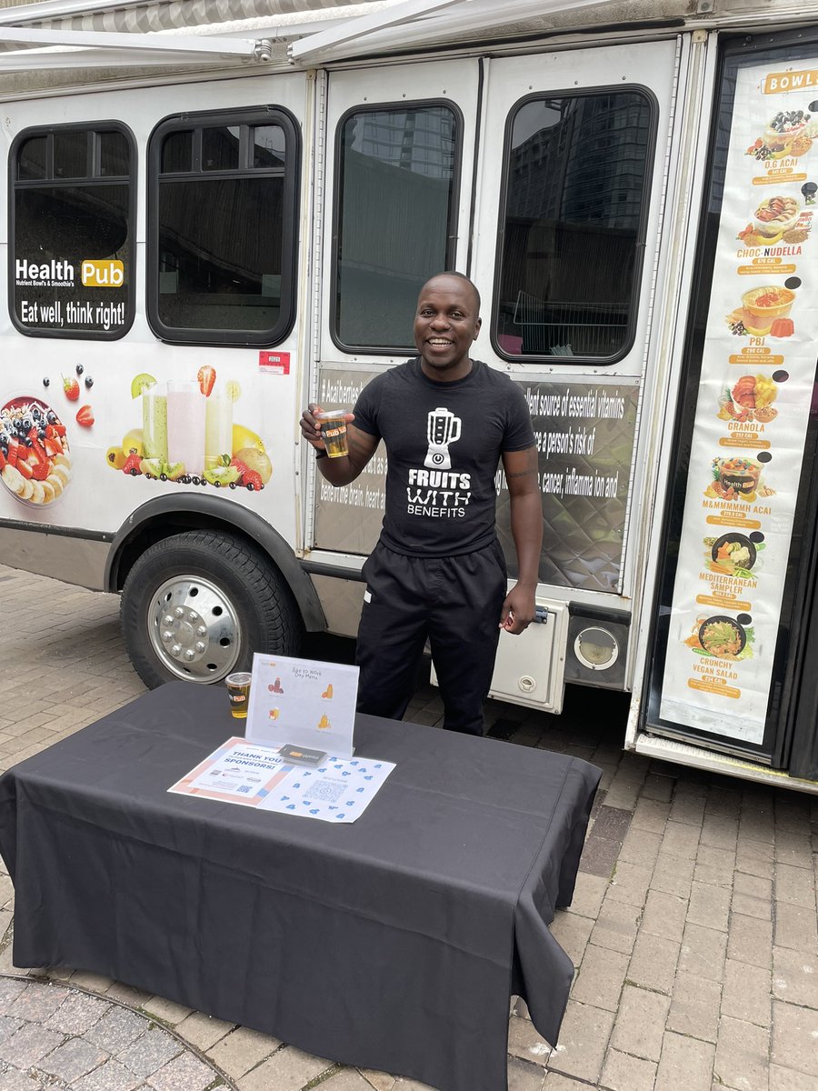 4 days left in #BikeMonth / Top 10 Reasons for @BiketoWorkDay 2024 success = 
🚲 #4 - BIKEARLINGTON TABLING PARTNERS 🚲
From @Ballston to @RosslynVA to @Shirlington, 35 local organizations staffed tables at our three Pit Stops, providing full #BTWD2024 service from the get-go!