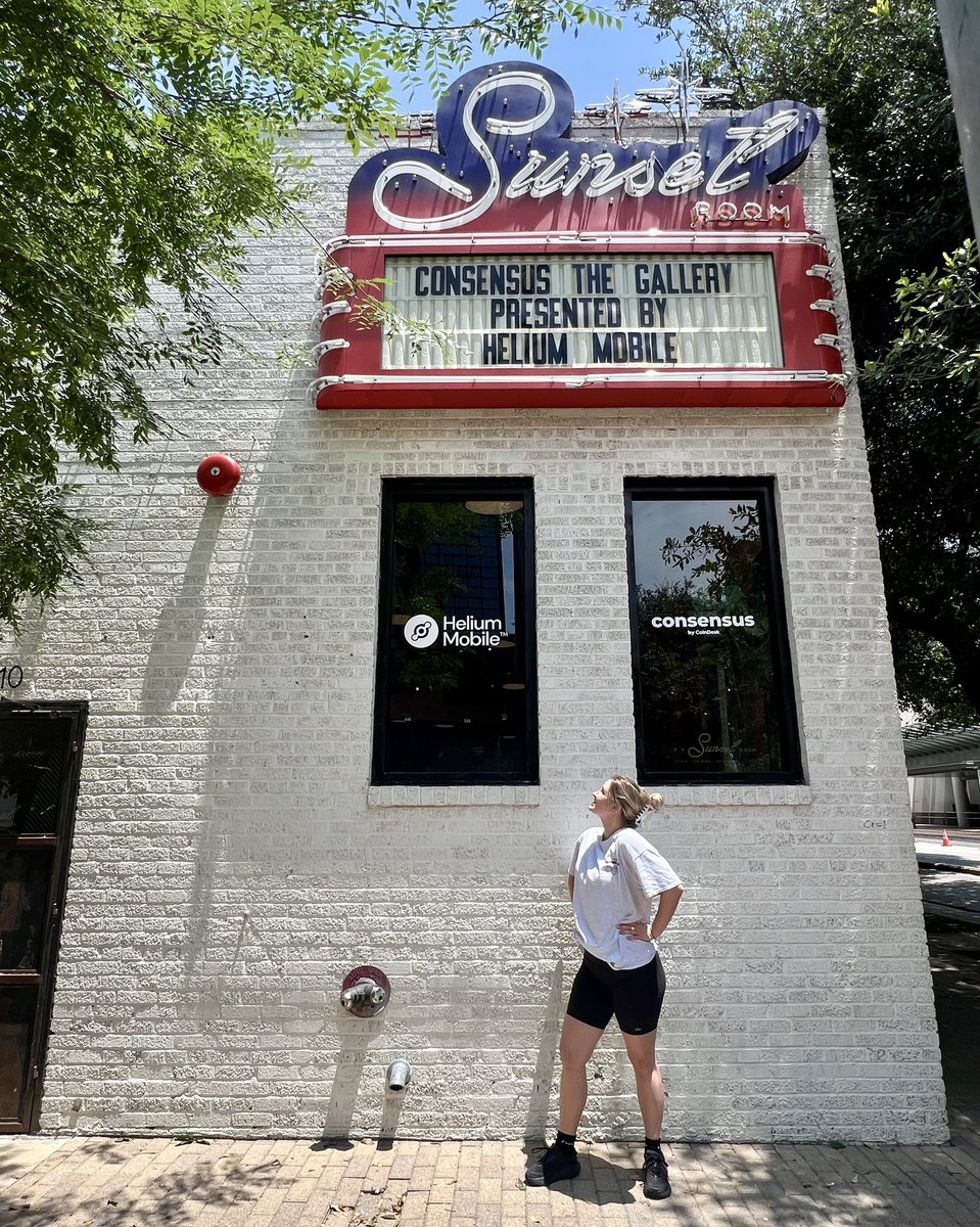 LJ ☁️ 🎈 tweet media