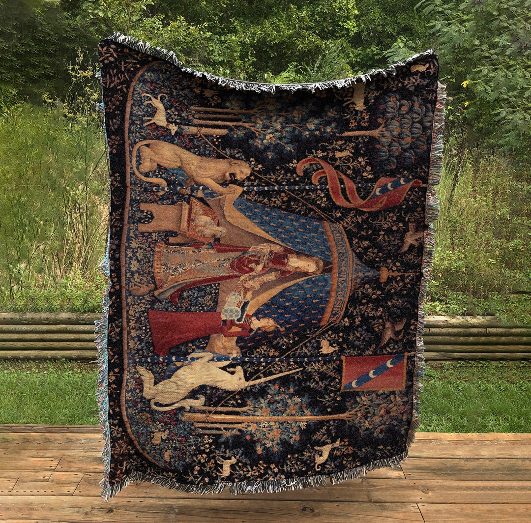 Lady with Unicorn Woven - Blanket - Woven Unicorn Tapestry - Cotton Meditation Yoga Grunge Hippie by DesignBohemian etsy.com/listing/999299… #interiordecor #interiorinspo #interioraesthetic #gothwallart #moodyart #gothaesthetics #victorianaesthetic #gothicstyle