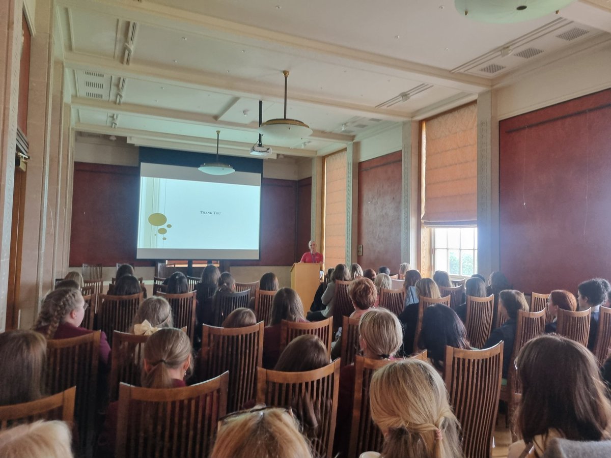 Delighted to host @B_BalancedU, girls from Newry/Armagh schools, local women & reps of @southern_fsu to Stormont today for #WorldMenstrualHealthDay. 
A fascinating discussion on women's health & understanding menstrual cycles, important as we develop the women's health strategy.