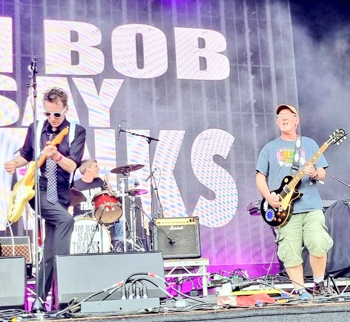Hendrix burning his guitar, Monterey '67.

Freddie Mercury's white vest, Live Aid '85.

Cobain in his hospital gown/wheelchair combo, Reading '92.

Kylie on the legends slot, Glastonbury '19.

<a href="/mrjimBob/">Jim Bob</a> and @fruitbatUSM reunited on the main stage,  Bearded Theory '24.
#iconic
