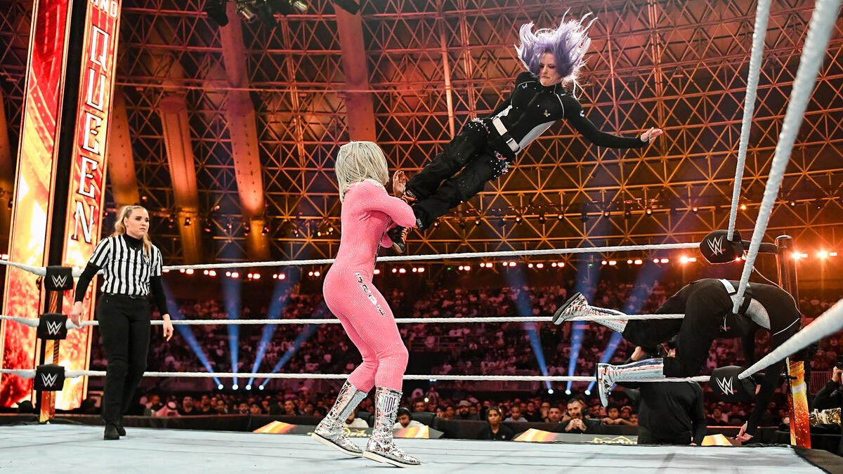 The forgotten whispers. ✵ NOT @CandiceLerae. tweet media