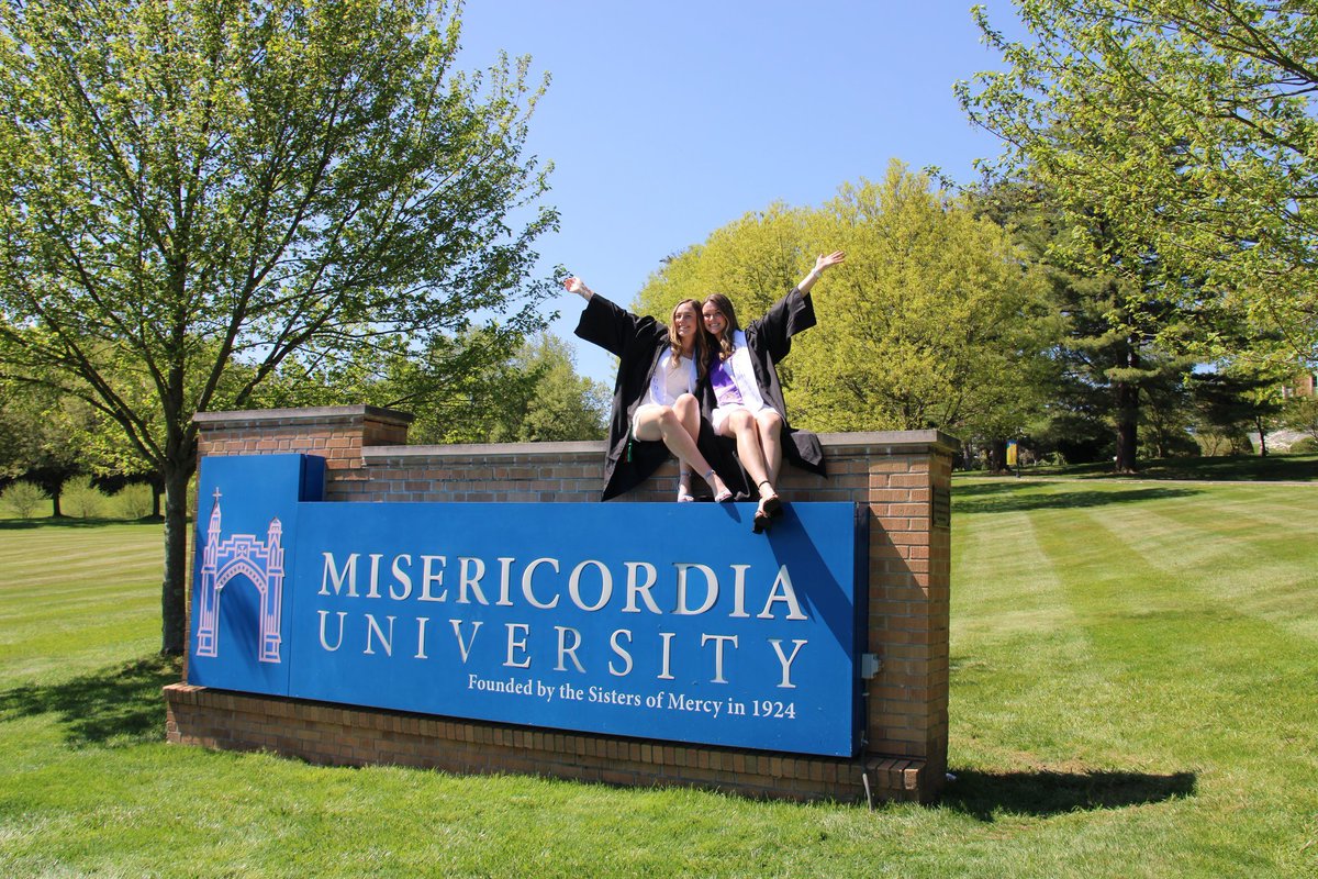 We will never stop posting our grads 💙💛🐾 Make sure you check out our Flickr album to relive the graduation moments with more photos! #MUGrad bit.ly/3QZOPrx