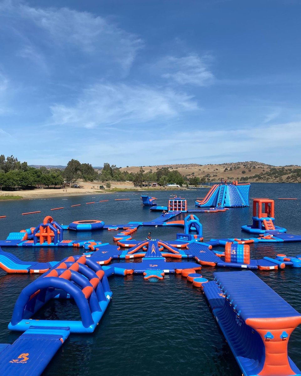 Cool off this summer at North America's largest floating, inflatable water park. 🌊 Splash-n-Dash Aqua Park is a Central Valley warm-weather gem and it’s just an hour’s drive east of Modesto. ☀️ 📍Snelling 📷 mysplashndash on IG