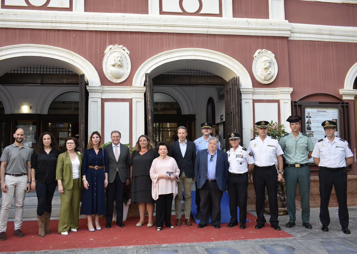 La Asociación Amas de Casa de Lorca realizan su 23º edición de semana cultural en Lorca. 

🎤Ayer pudimos asistir a la charla “Mujer y abogacía, perspectiva histórica” impartida por Elisa Campoy y Pedro Luis Sáez. Muy interesante.