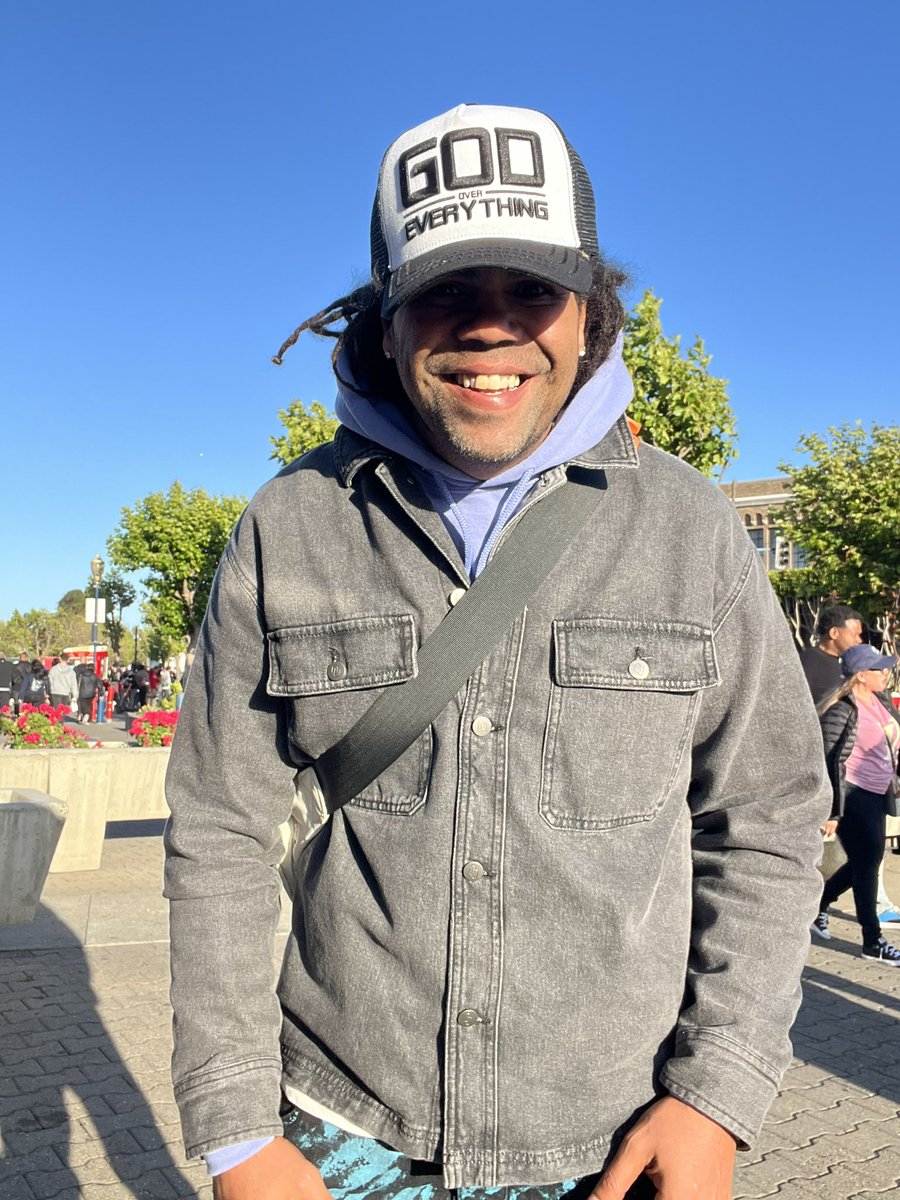 YoSoyPirulo's tweet photo. Caminando se llega lejos,
San Francisco CA ⚡️👑😎
#piruloylatribu #sanfrancisco #california #lavida #dios #masna https://t.co/4rXlexWeLe