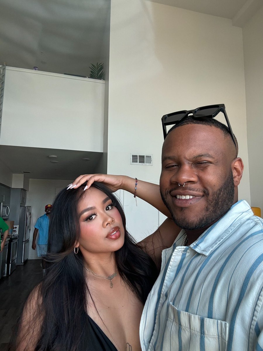 MsJuicyBaby tweet media