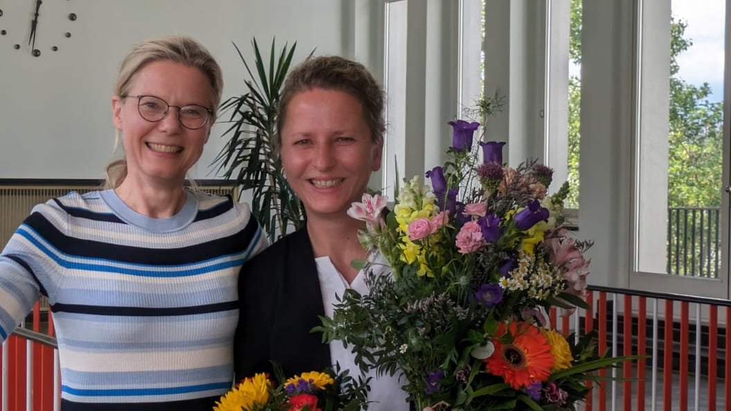 Antje Körner (@antjekorner) on Twitter photo Kathrin´s Habilitation <a href="/UniLeipzig/">UNIVERSITÄT LEIPZIG</a>. Impressive presentation of great work on adipose tissue biology in #childhoodobesity. Very very well deserved! Congratulations! so happy and proud!👩🎓👏🍾🥳 Kathrin´s Habilitation <a href="/UniLeipzig/">UNIVERSITÄT LEIPZIG</a>. Impressive presentation of great work on adipose tissue biology in #childhoodobesity. Very very well deserved! Congratulations! so happy and proud!👩🎓👏🍾🥳