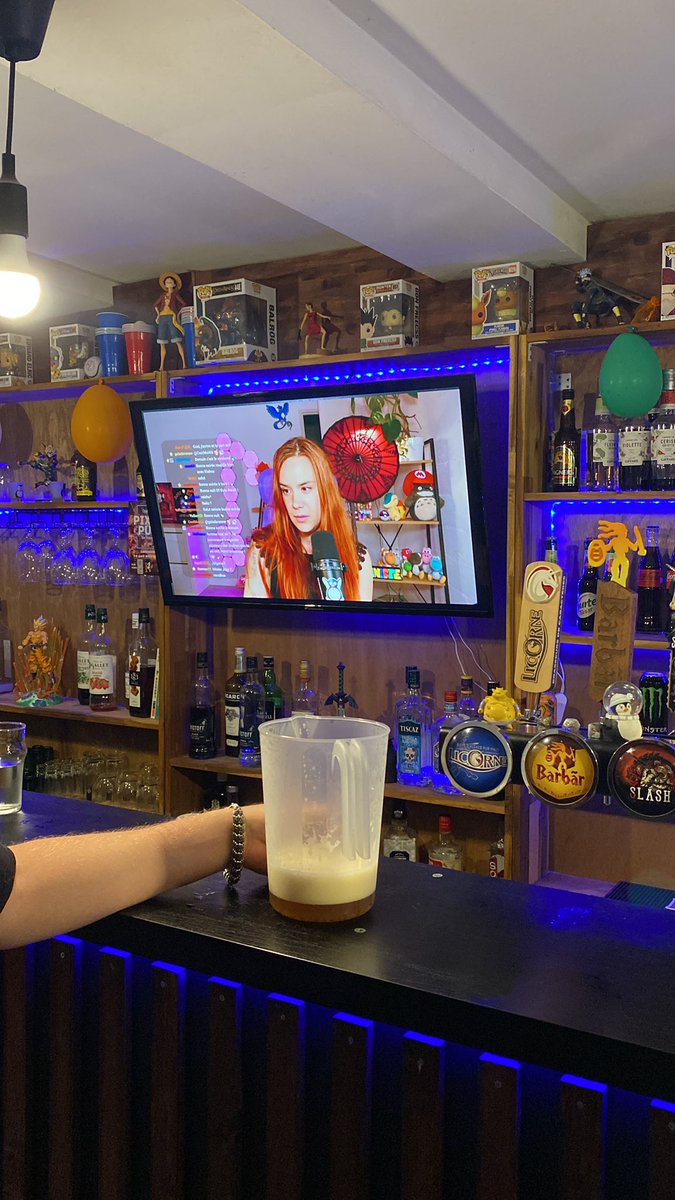 Coucou <a href="/Legend_Niniste/">Niniste</a> 🍻 on te regarde au Pixel Pub à #valence 🤟 vive le #speedrun et vive #Nintendo ! 😁