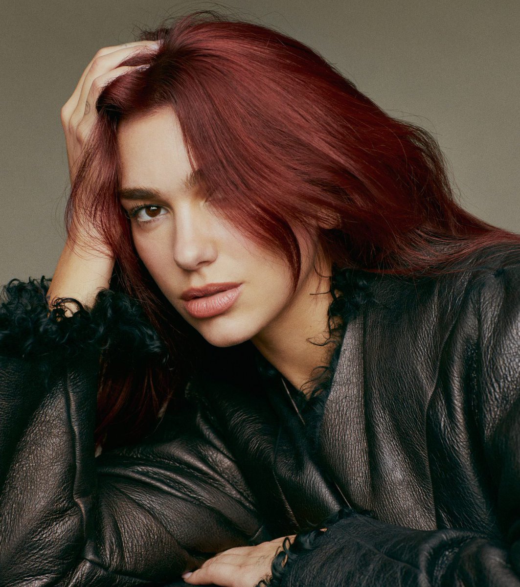 PopBase's tweet photo. Dua Lipa calls for a ceasefire in Gaza:

“Burning children alive can never be justified. The whole world is mobilising to stop the Israeli genocide. Please show your solidarity with Gaza.” https://t.co/AKpNNs0GFq