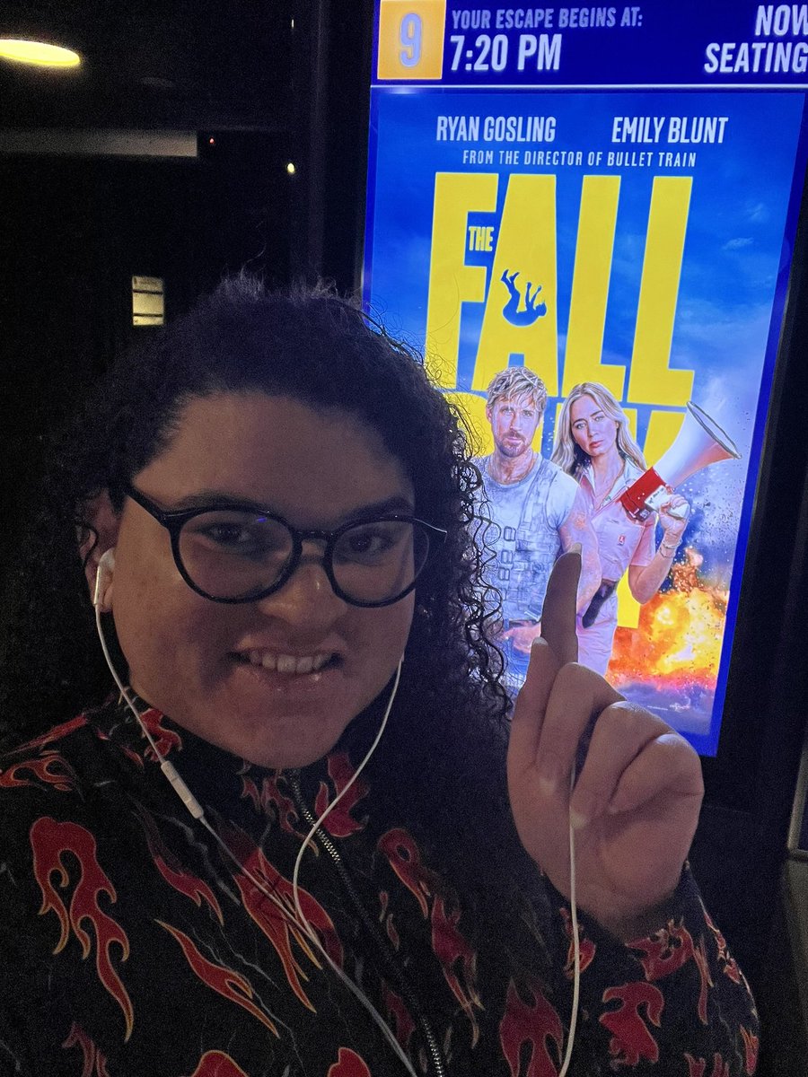 pollydisanders's tweet image. ✨ Consegui cupom pra ver um filme de graça no cinema e finalmente vim assistir #FallGuy 😭 tava com medo dele sair de cartaz antes que eu tivesse a oportunidade de assistir. E algum outro dia ainda quero ver Furiosa! ✨

E que venham mais cupons e promoções pelo amor de deus 🙏