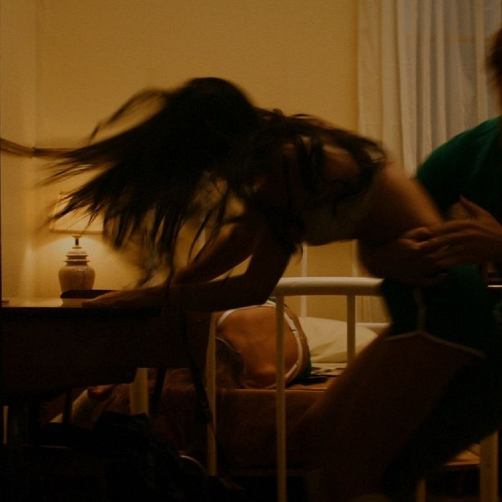 blackfawndistro's tweet photo. Unable to control his murderous impulses, Duane Lewis transforms into a dangerous serial killer exiled to Montreal. Track down Discopath on Tubi tonight.
.
.
.
#Discopath #DiscopathMovie #canadianhorror #blackfawndistro #indiemovie #tubi https://t.co/xmhCgT7imG