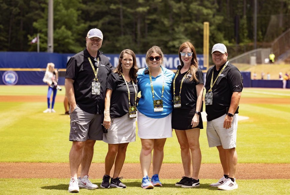 Kelly Peoples tweet media